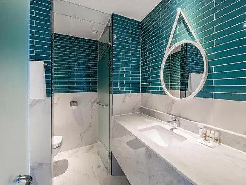 Brown Dot Hotel Джинджу Екстериор снимка