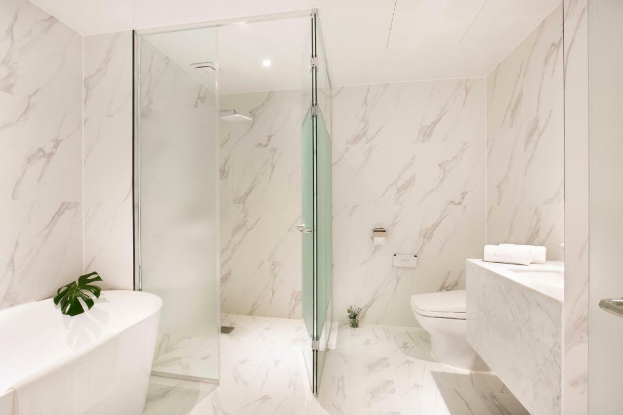Brown Dot Hotel Джинджу Екстериор снимка